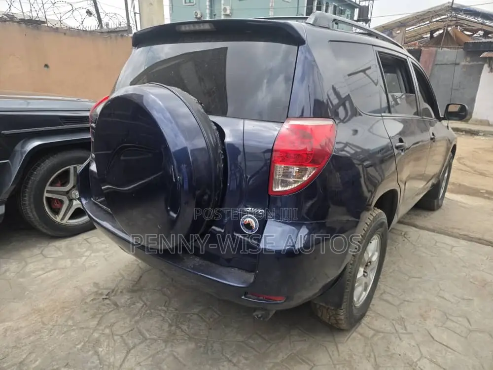 Toyota RAV4 2.4 2008 Blue