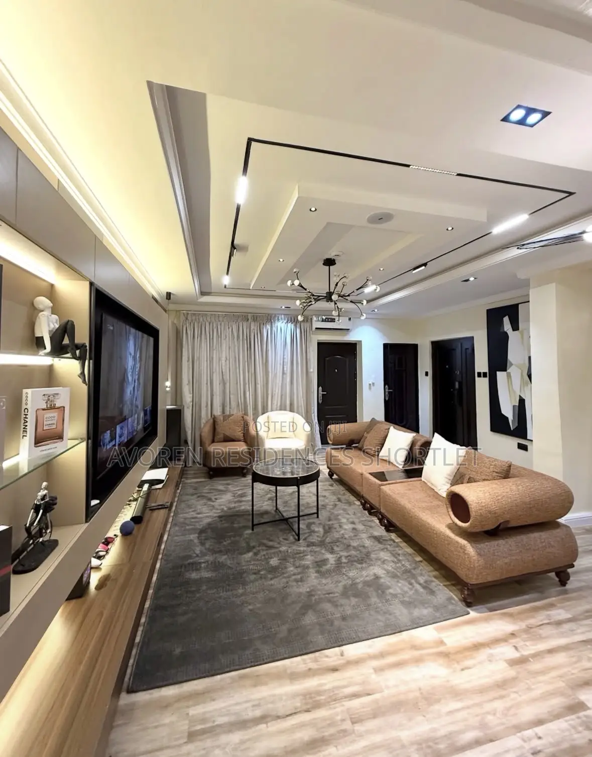 Luxurious 2 Bedroom Apartment Shortlet in Lekki
