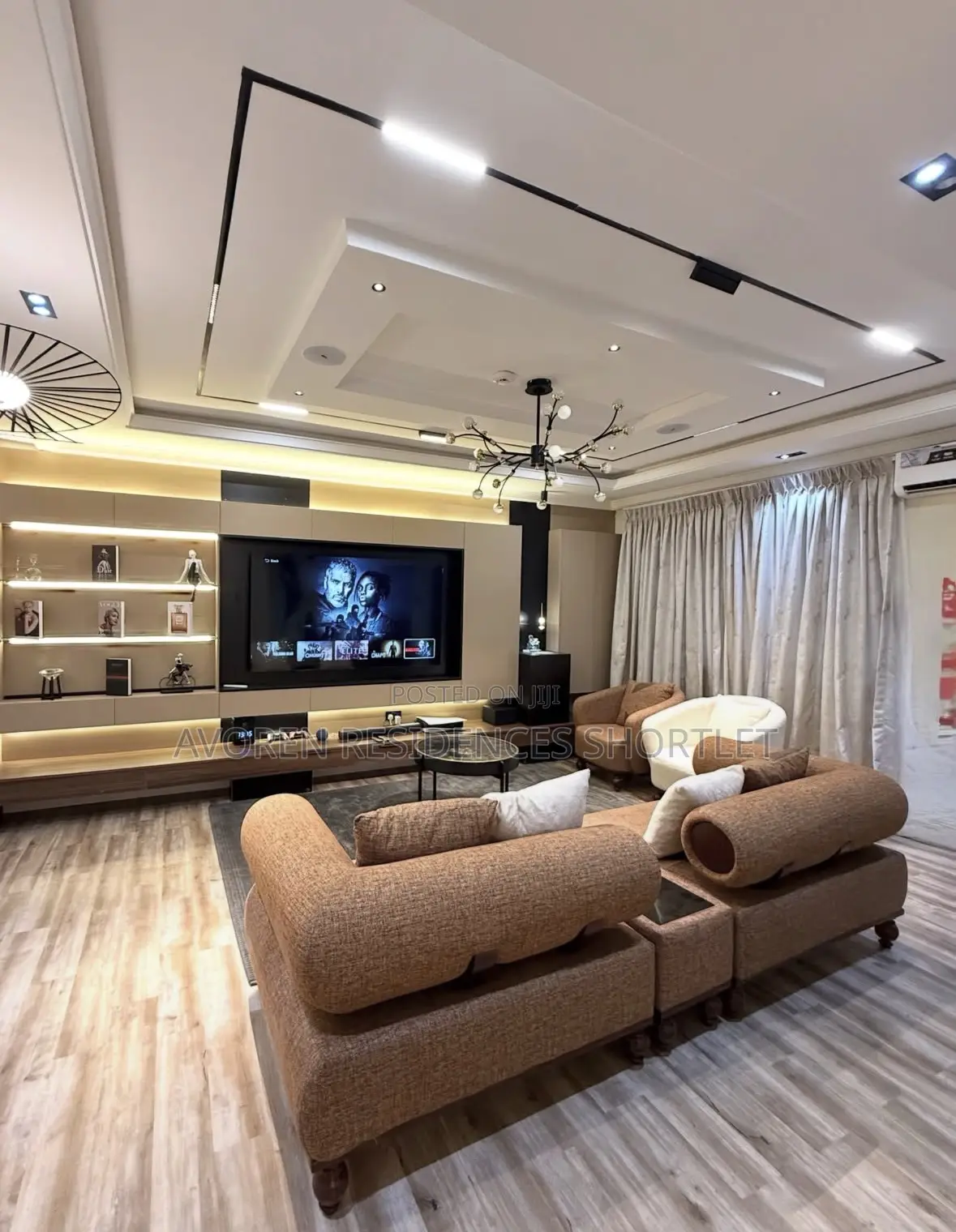 Luxurious 2 Bedroom Apartment Shortlet in Lekki
