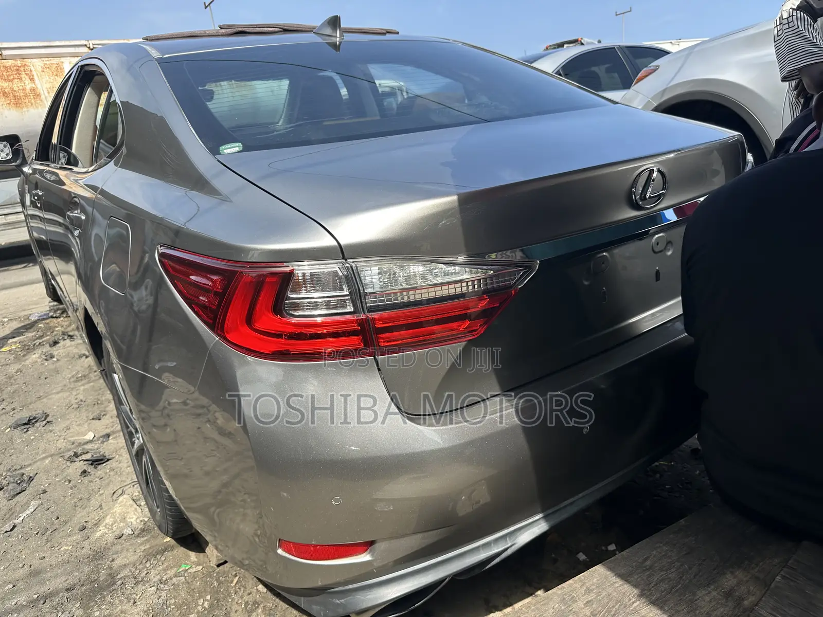 Lexus ES 350 FWD 2016 Gray