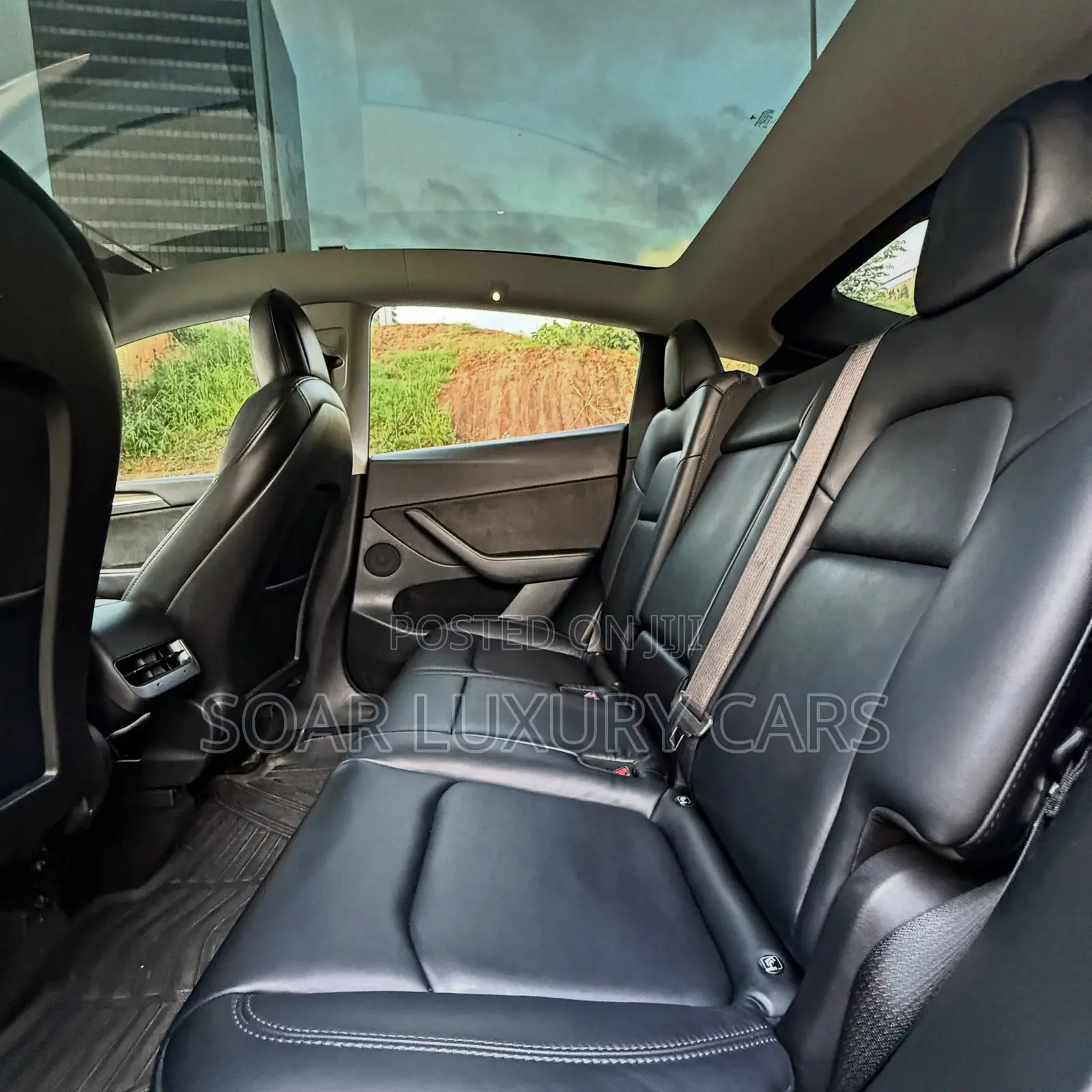 Tesla Model Y 75D kWh Performance 2023 Blue