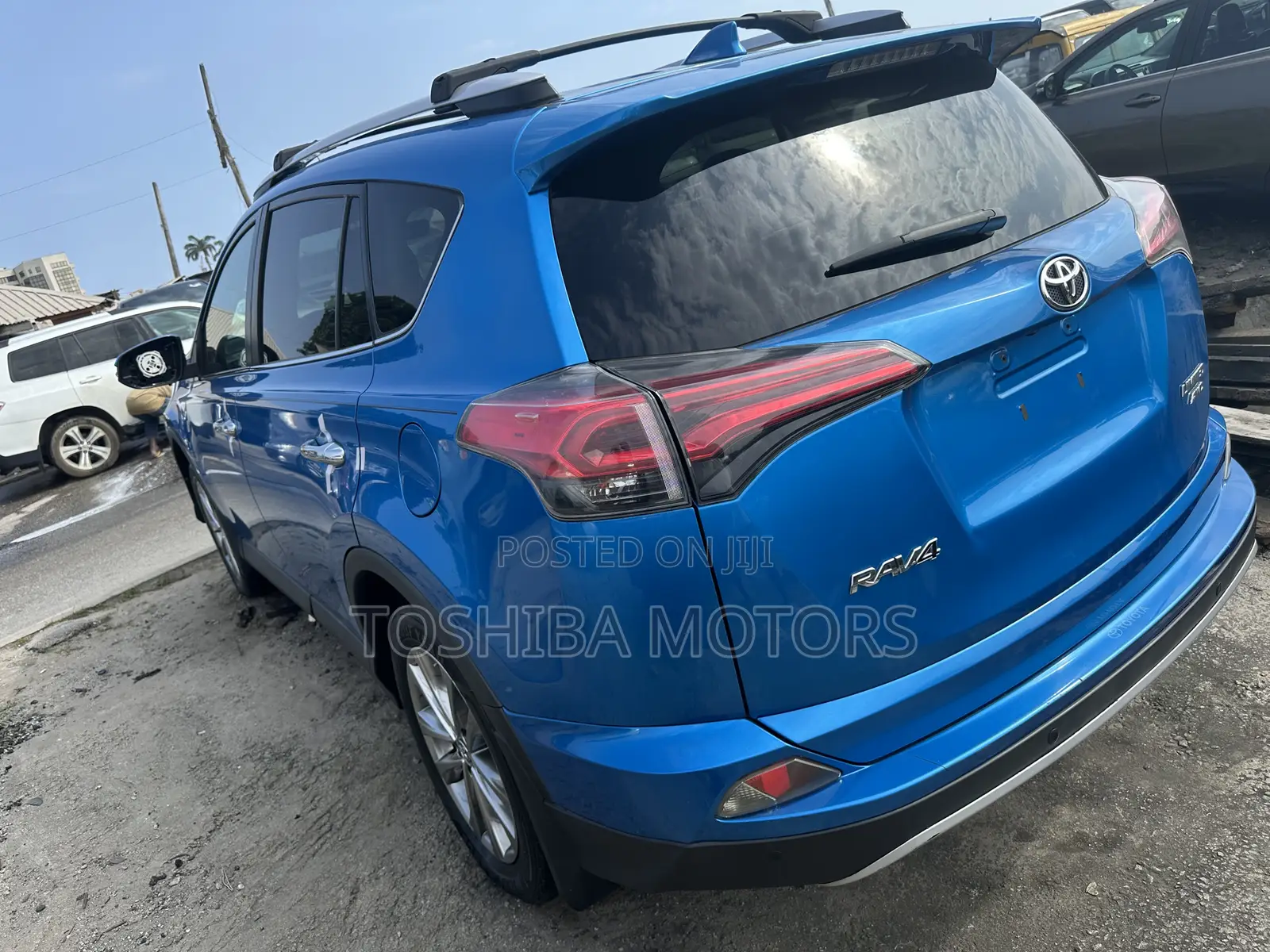 Toyota RAV4 Limited 4dr SUV AWD (2.5L 4cyl 6A) 2018 Blue