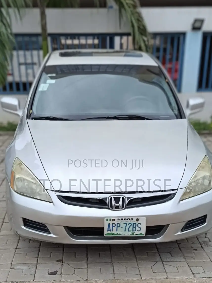 Honda Accord 2008 Silver