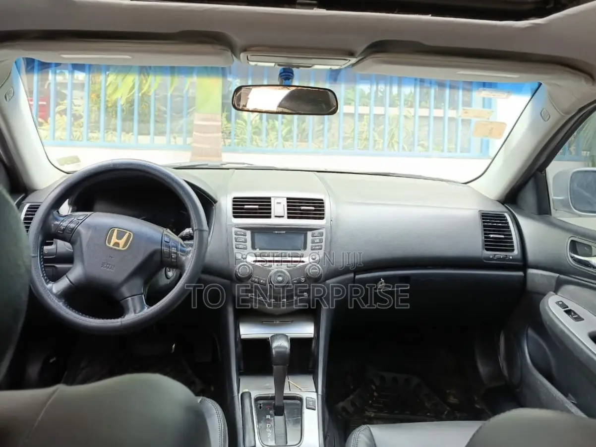 Honda Accord 2008 Silver