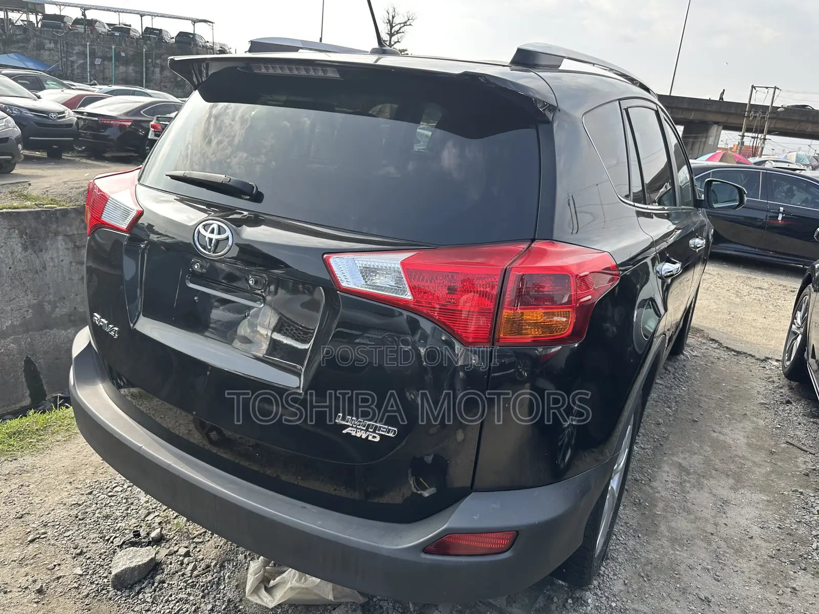 Toyota RAV4 Limited AWD (2.5L 4cyl 6A) 2016 Black