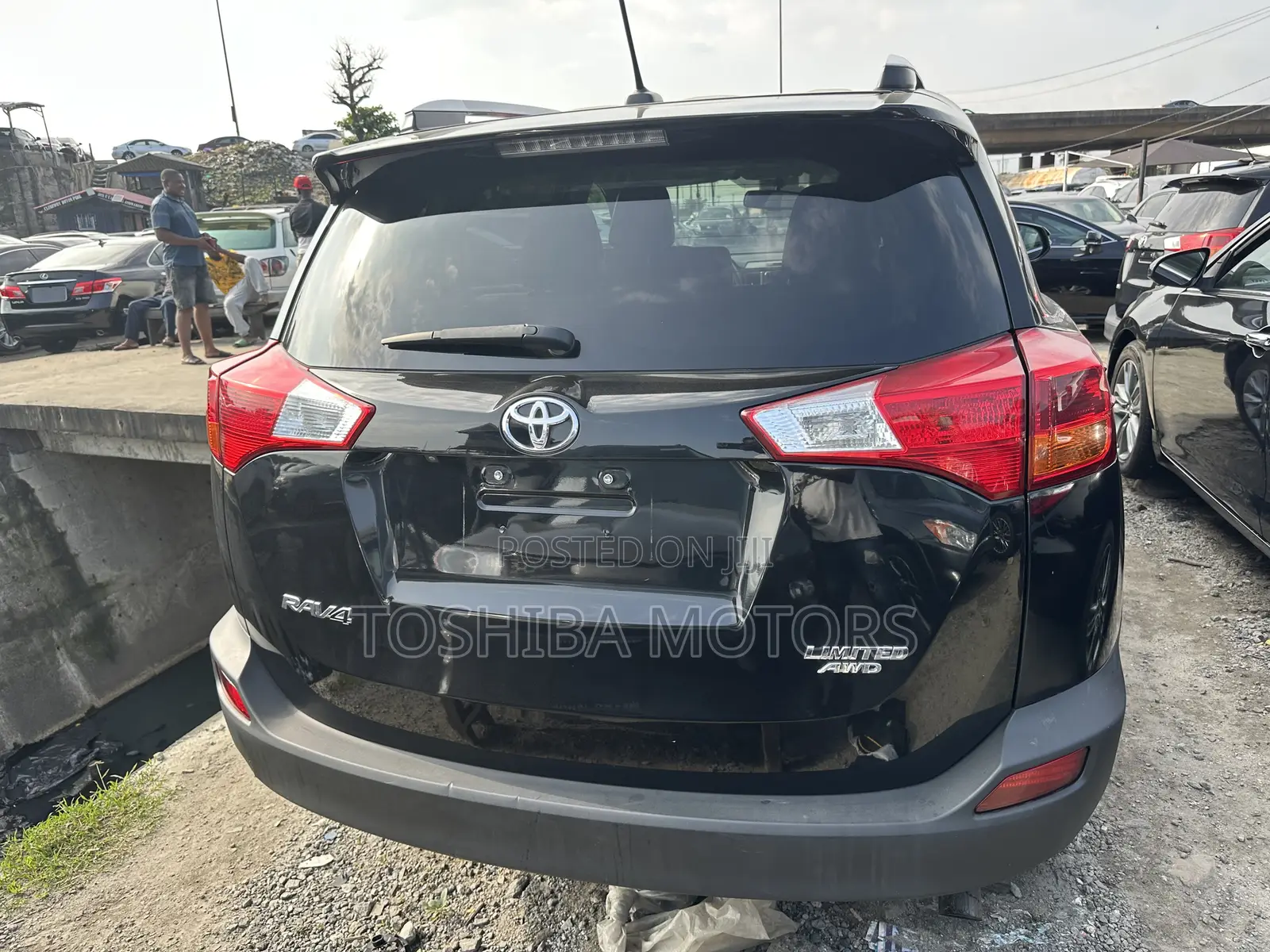 Toyota RAV4 Limited AWD (2.5L 4cyl 6A) 2016 Black