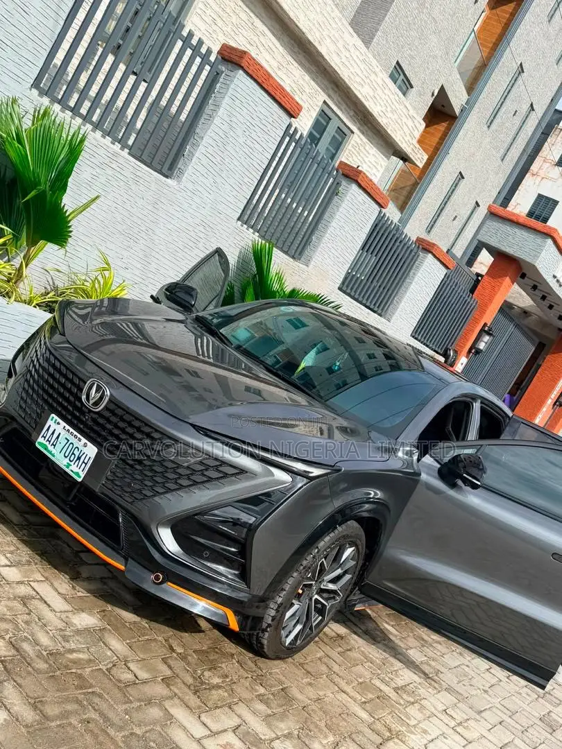 Changan UNI-T 1.5 FWD 2023 Gray