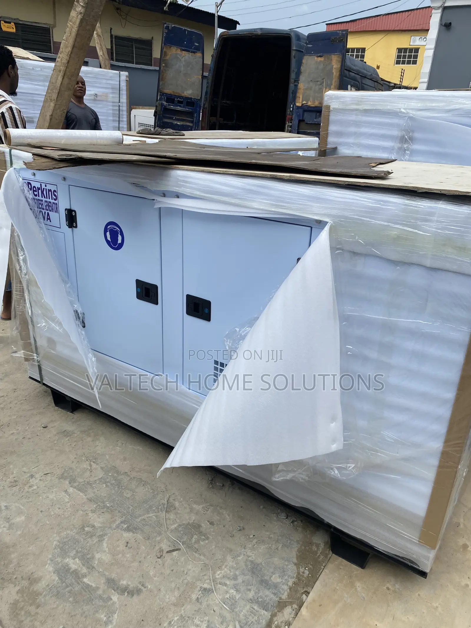Premium 50KVA Perkins Soundproof Generator for Homes Businesses