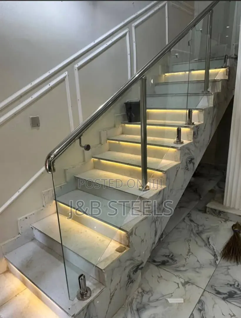 10m Frameless Glass