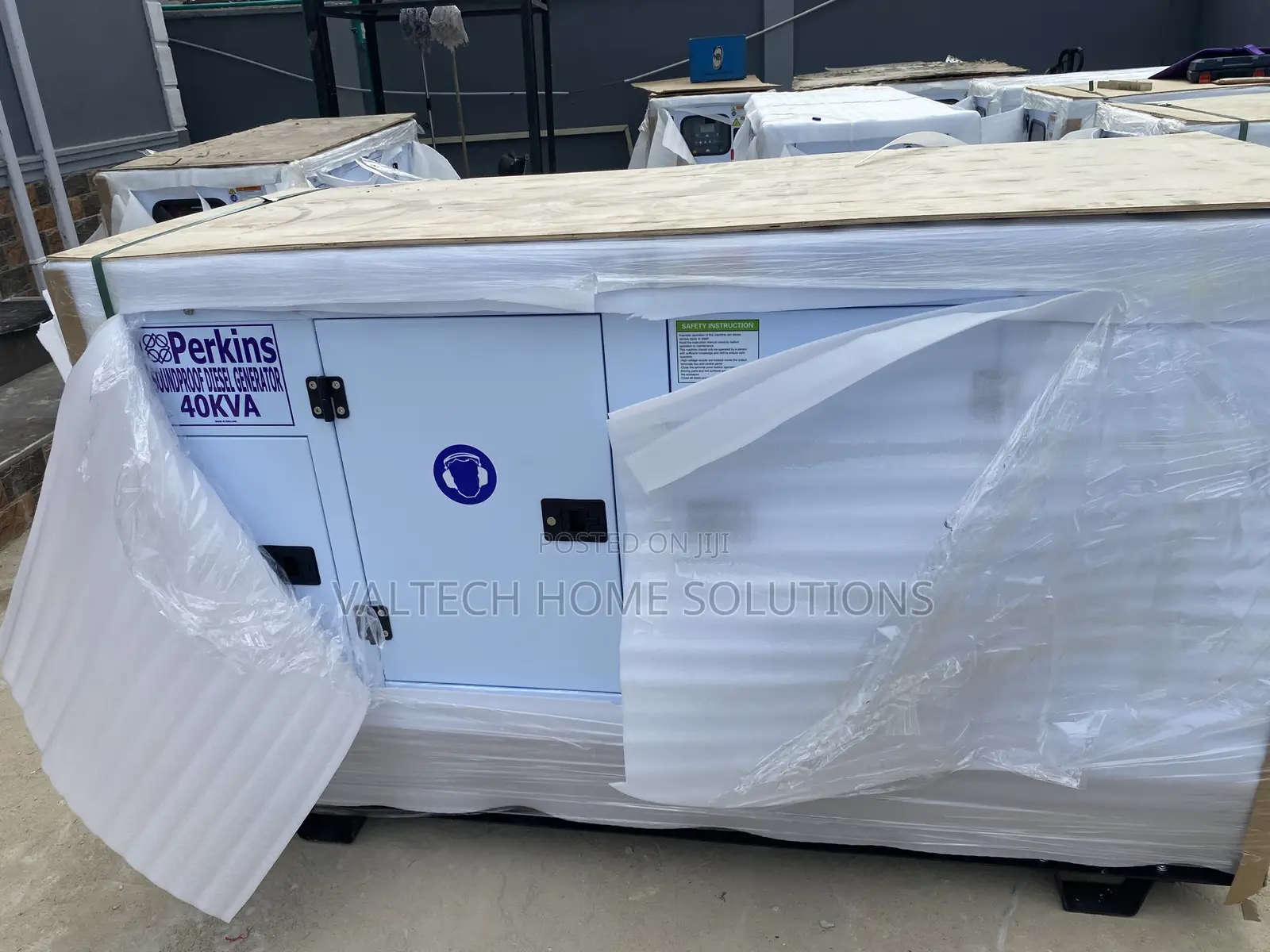 40KVA Perkins Diesel Soundproof Generator – 100% Pure Copper Coil