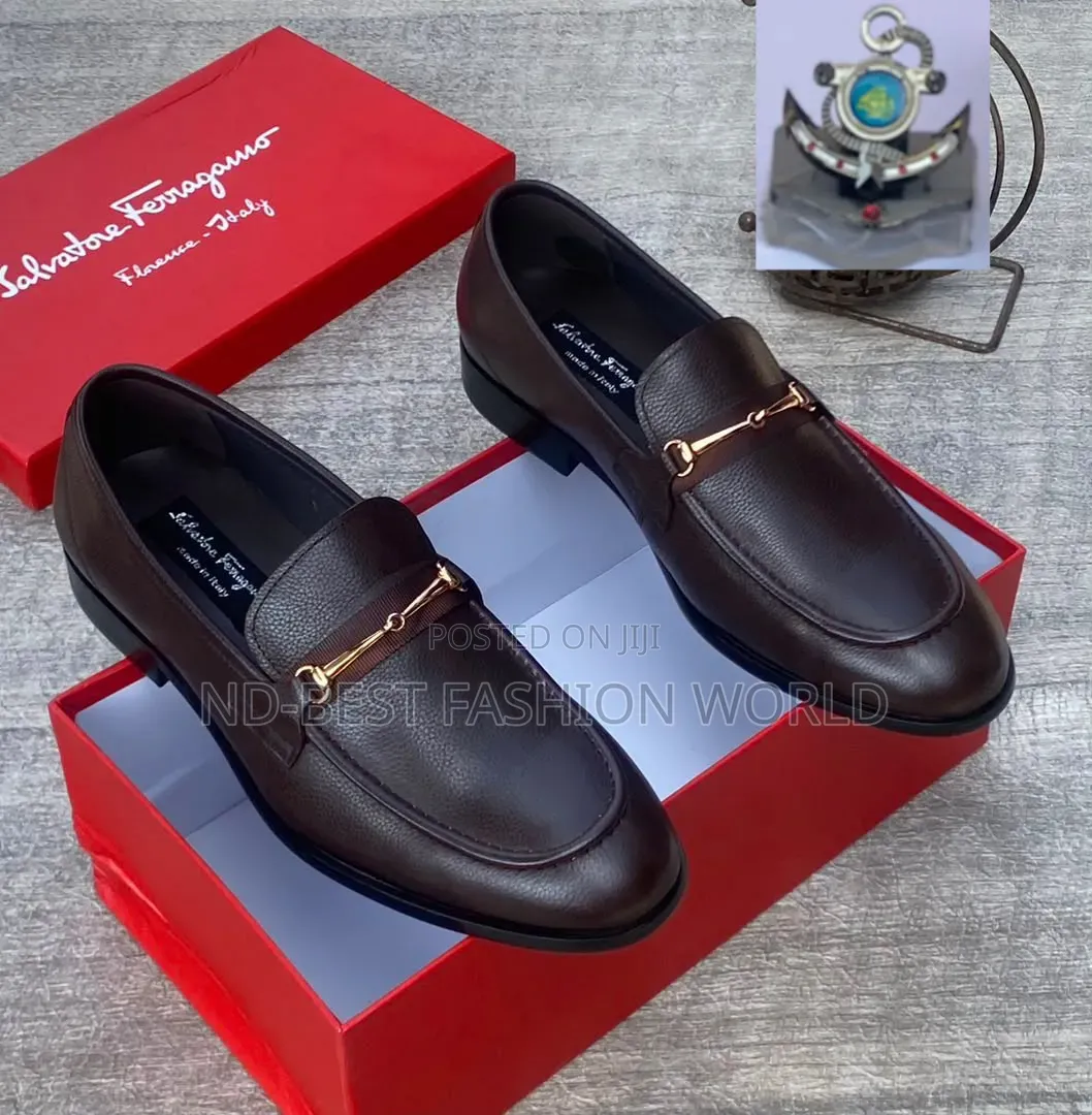 Black Leather Flat Shoes