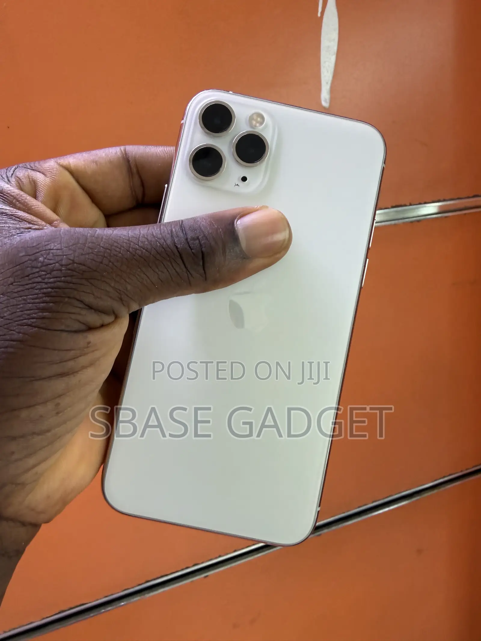 Apple iPhone 11 Pro 64 GB White