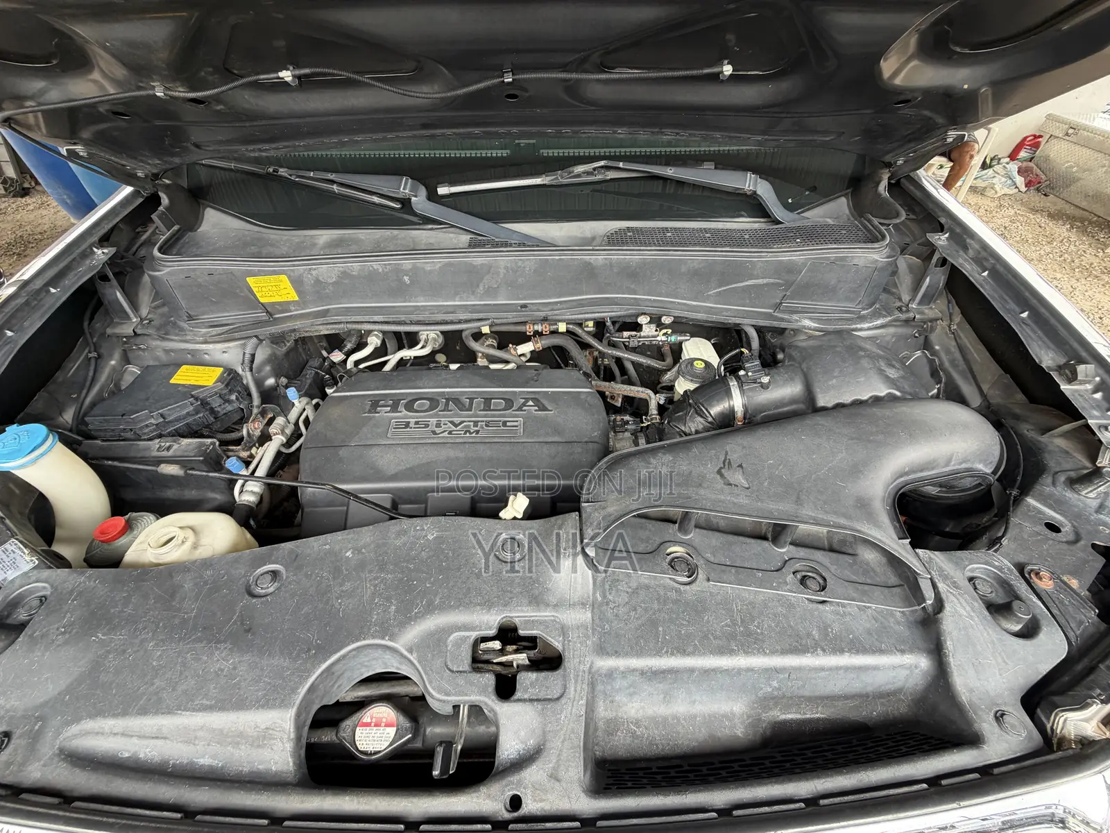 Honda Pilot Touring w/RES/Navi FWD (3.5L 6cyl 5A) 2011 Gray