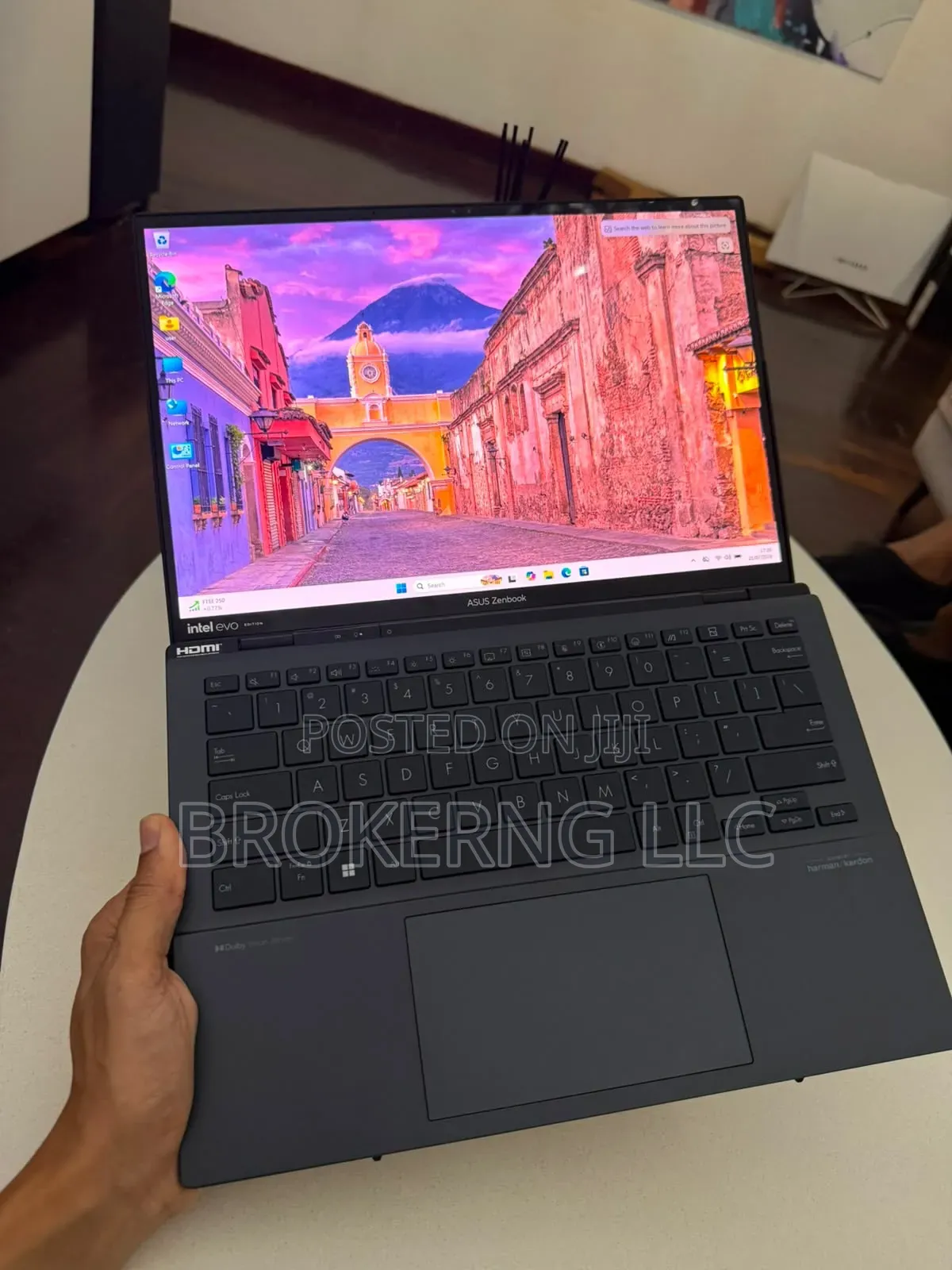 New Laptop Asus Zenbook Duo 14 32GB Intel Core Ultra 9 SSD 1T
