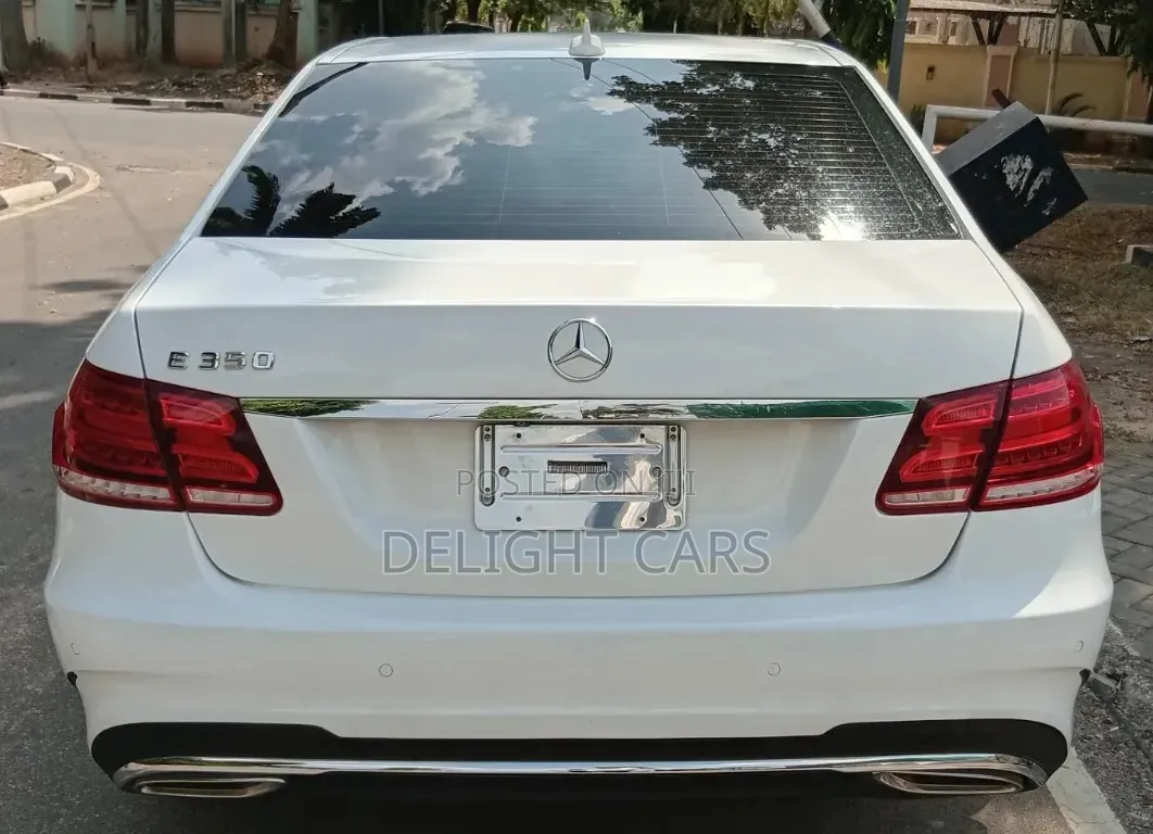 Mercedes-Benz E350 Base 4Matic Sedan AWD (3.5L 6cyl 7A) 2015 White