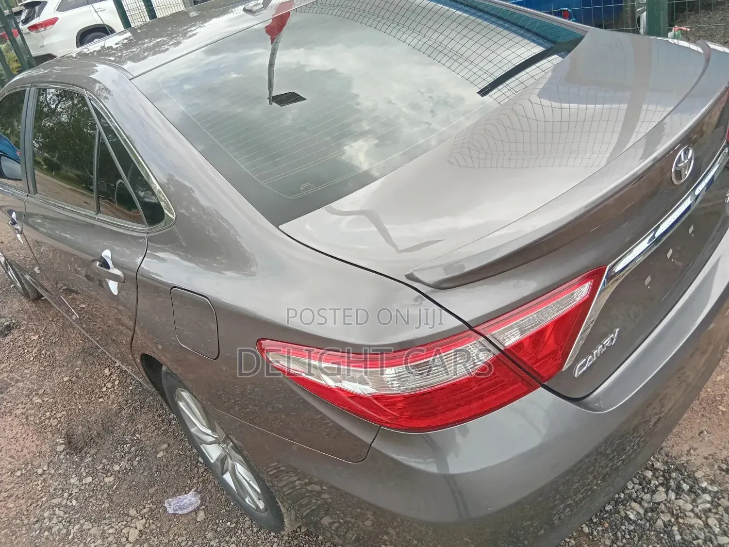 Toyota Camry XLE 4dr Sedan (2.5L 4cyl 6A) 2016 Gray
