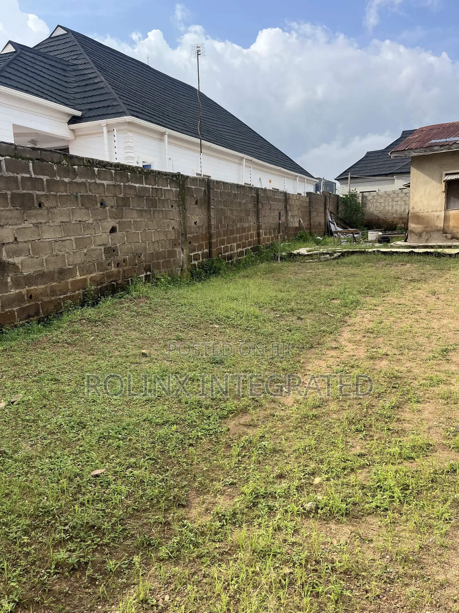 5bdrm Bungalow in Agara Estate, Akala Express for sale
