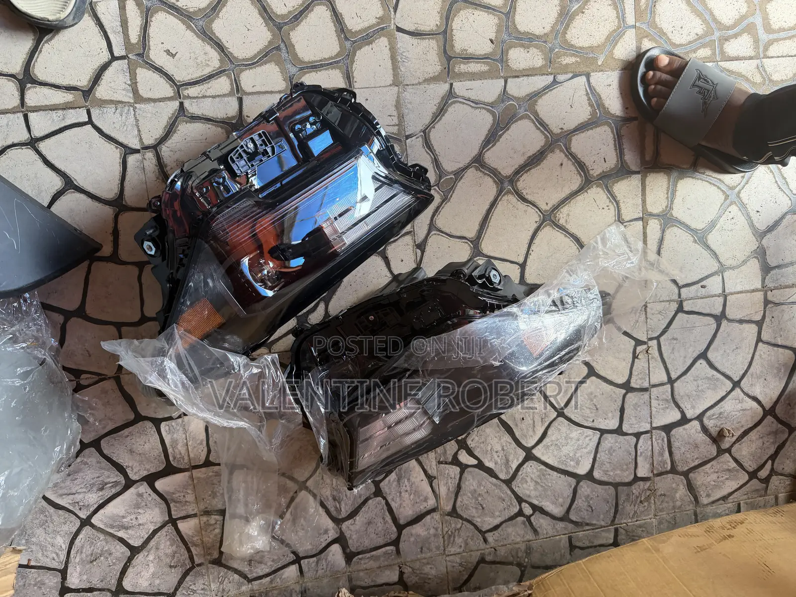 Direct Headlights Toyota Tacoma 2024 Model