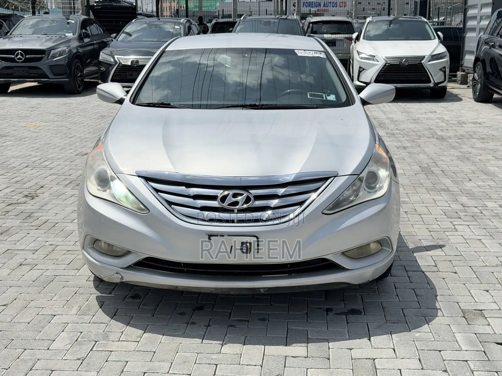 Hyundai Sonata SE 2.0T Sedan FWD (2.0L 4cyl 6A) 2011 Silver