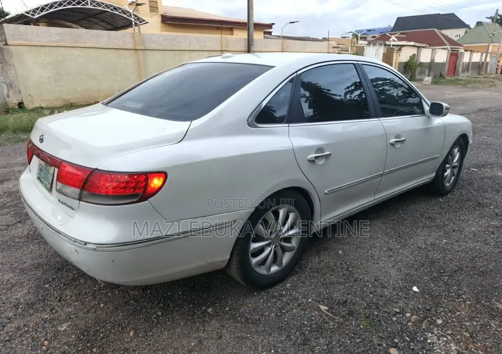Hyundai Azera 3.3 2008 White