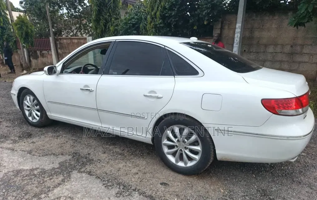 Hyundai Azera 3.3 2008 White