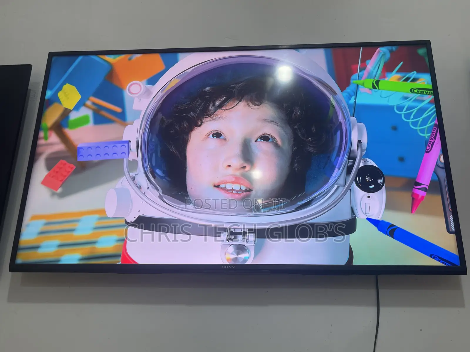 50inches Sony Google TV Real Picture Quality Application Access