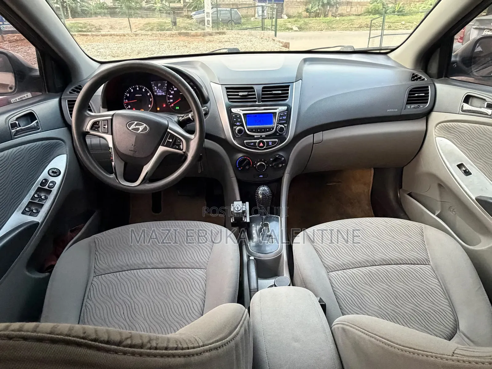Hyundai Accent 2014 Brown