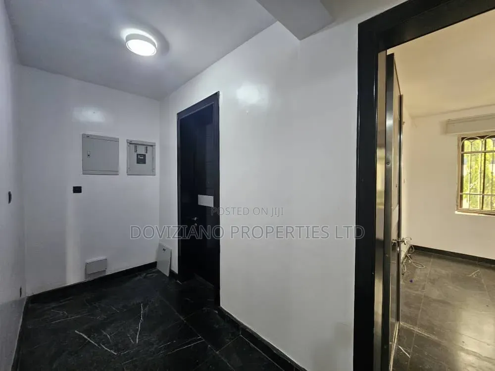 2bdrm Apartment in Banana Island for rent