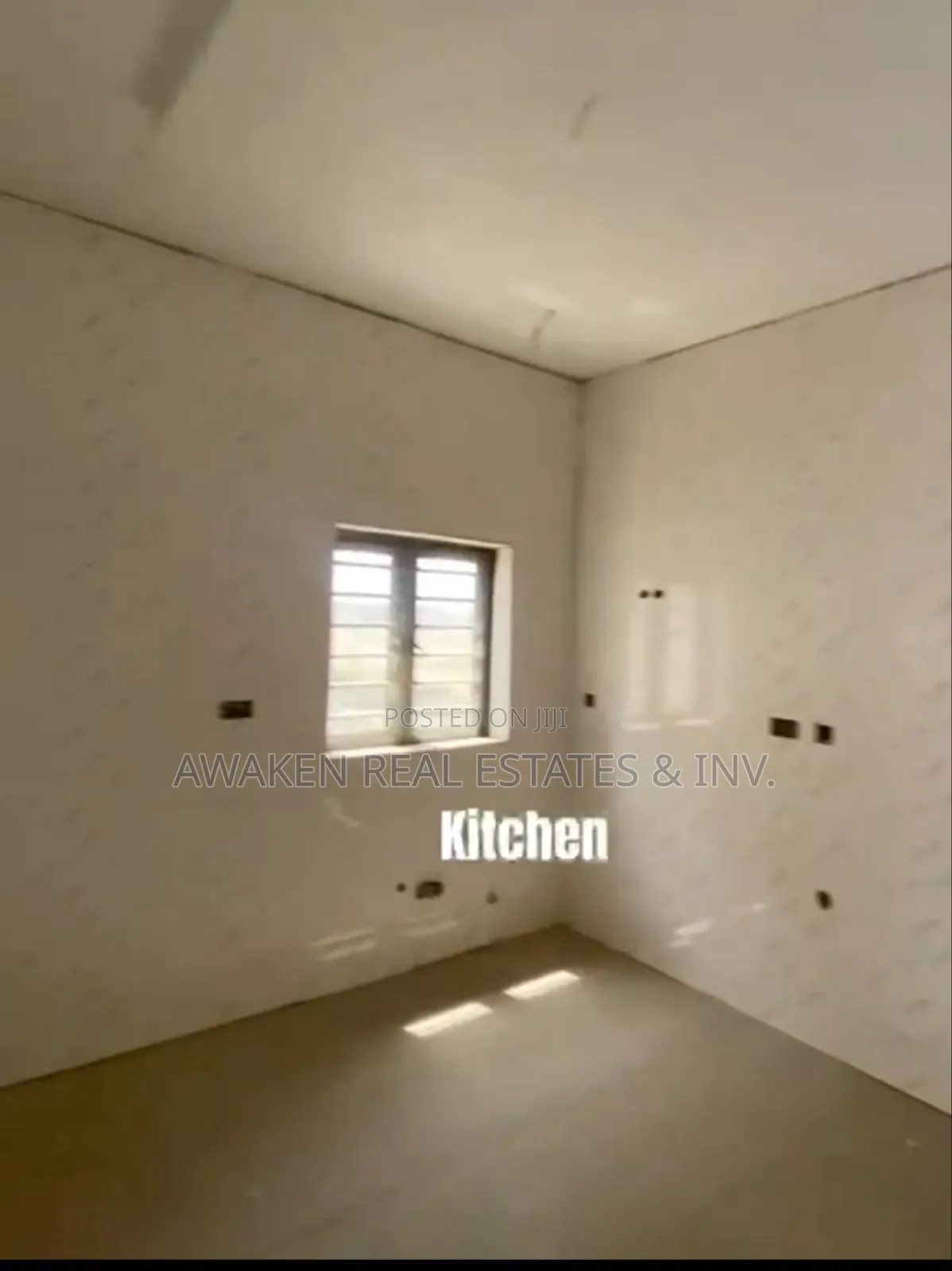 5bdrm Duplex in Karsana for sale