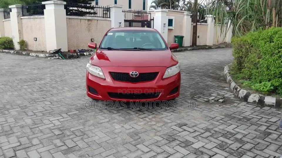 Toyota Corolla LE 4dr Sedan (1.8L 4cyl 4A) 2010 Red