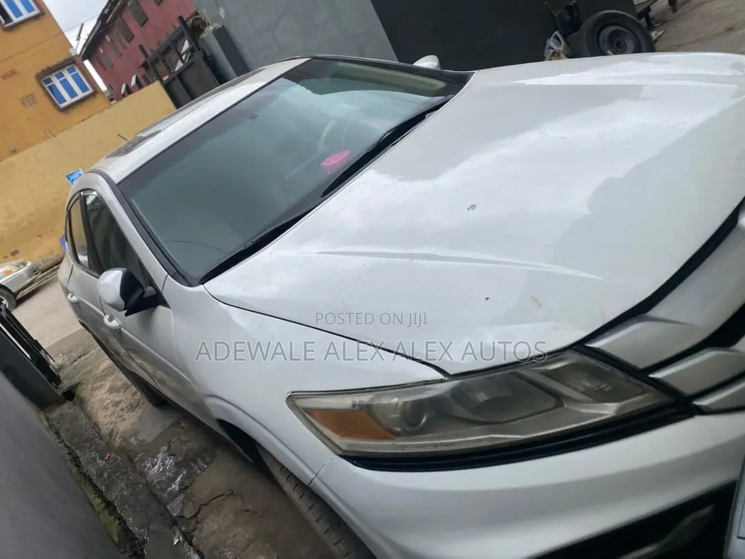 Honda Accord Crosstour 2010 White