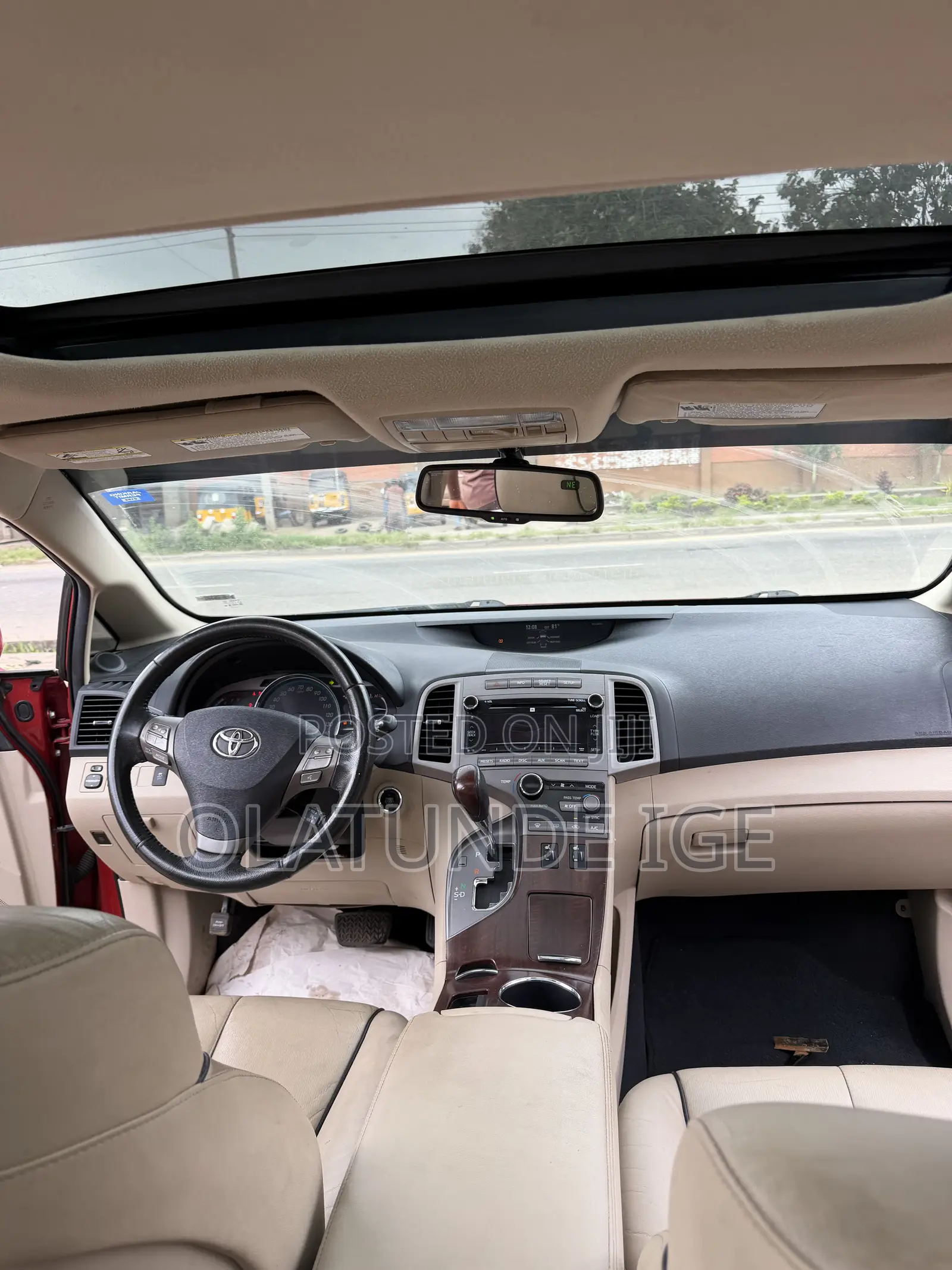 Toyota Venza XLE 2010 Red