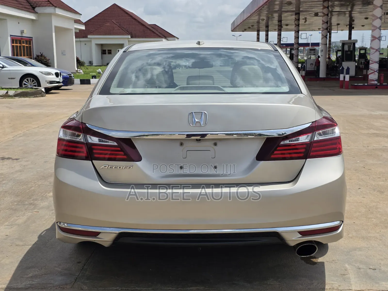 Honda Accord EX-L 4dr Sedan FWD (2.4L 4cyl 2A) 2017 Gold