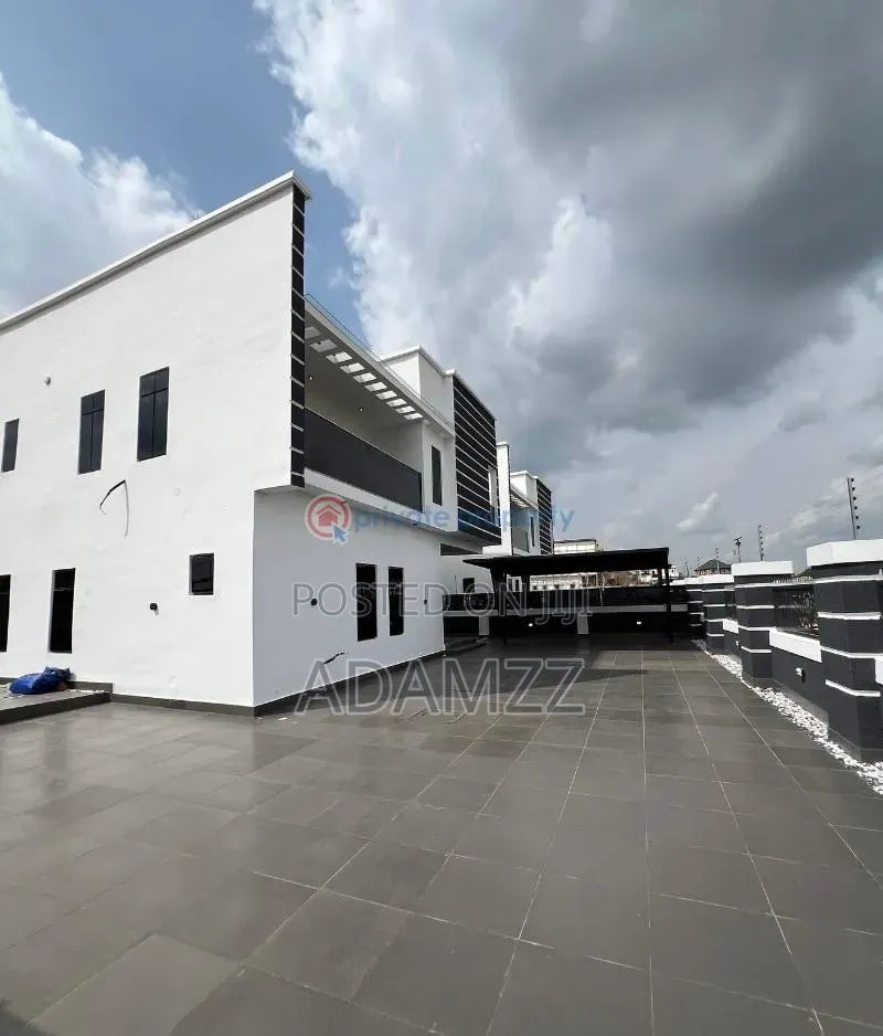 4bdrm Duplex in Enugu for sale