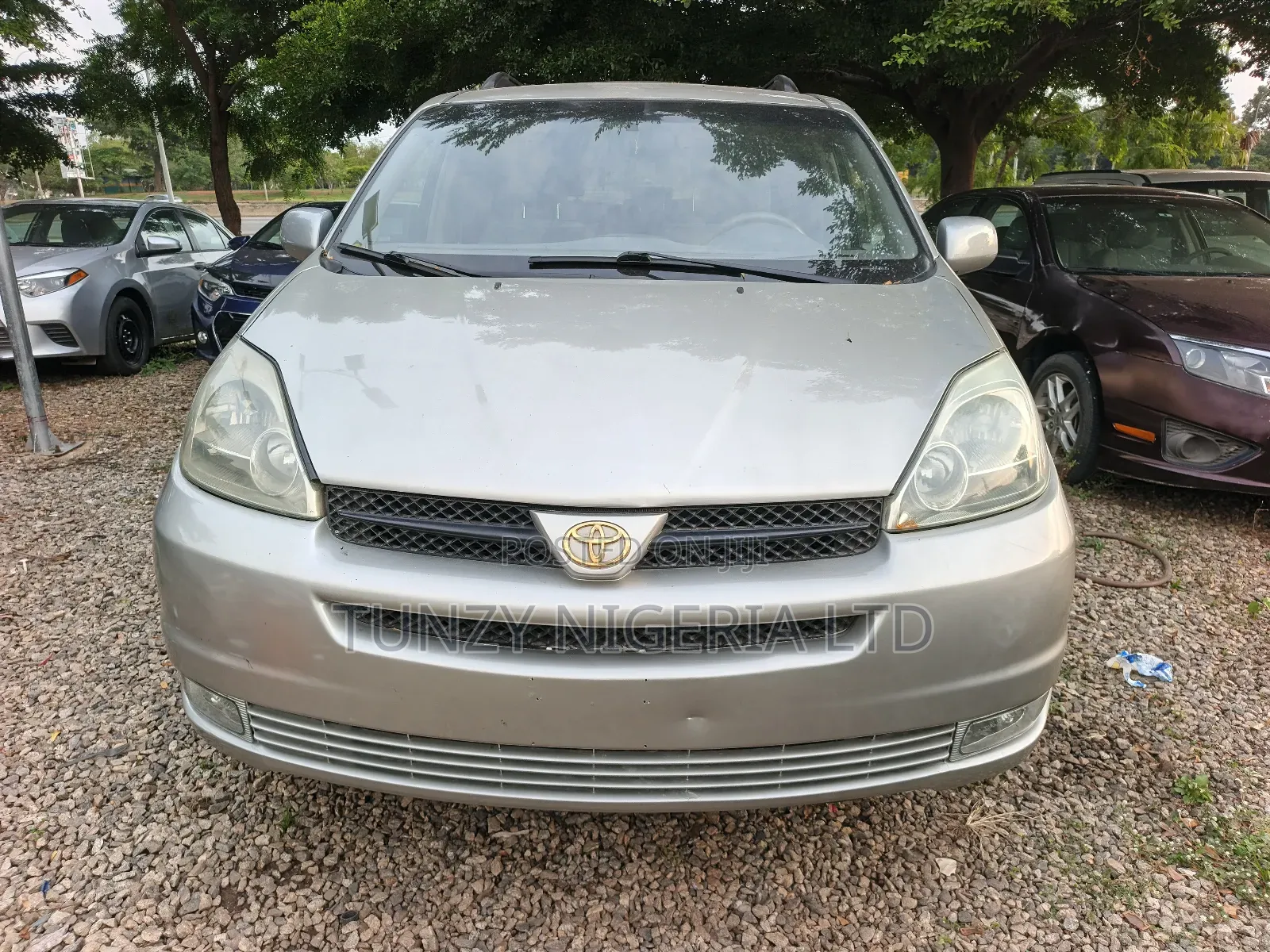Toyota Sienna 2005 Gray