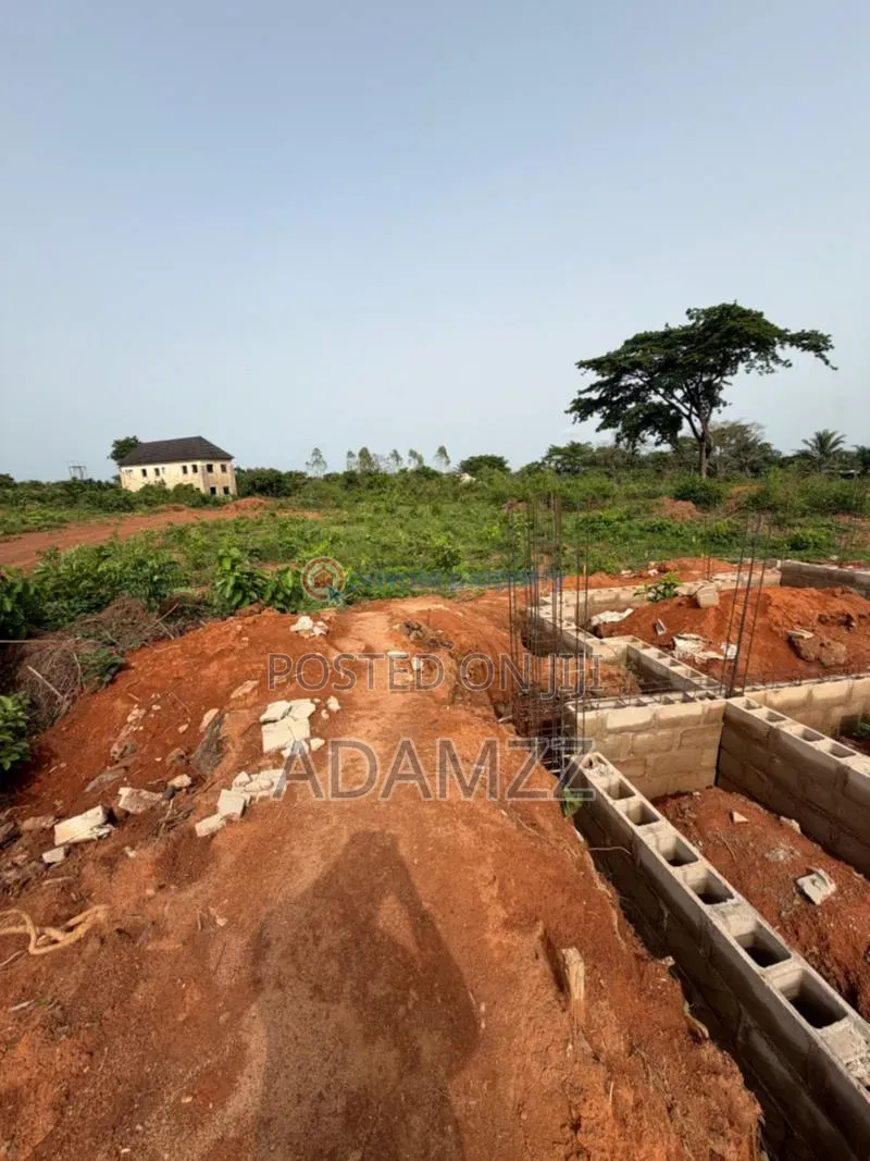 555sqm in Emeka Abalu
