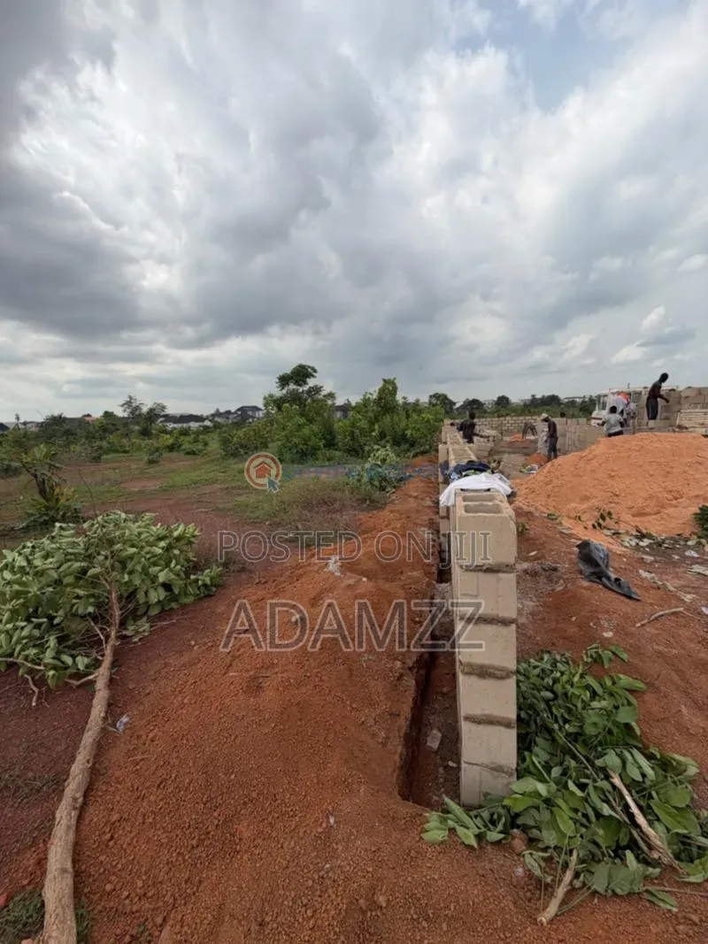 555sqm in Emeka Abalu