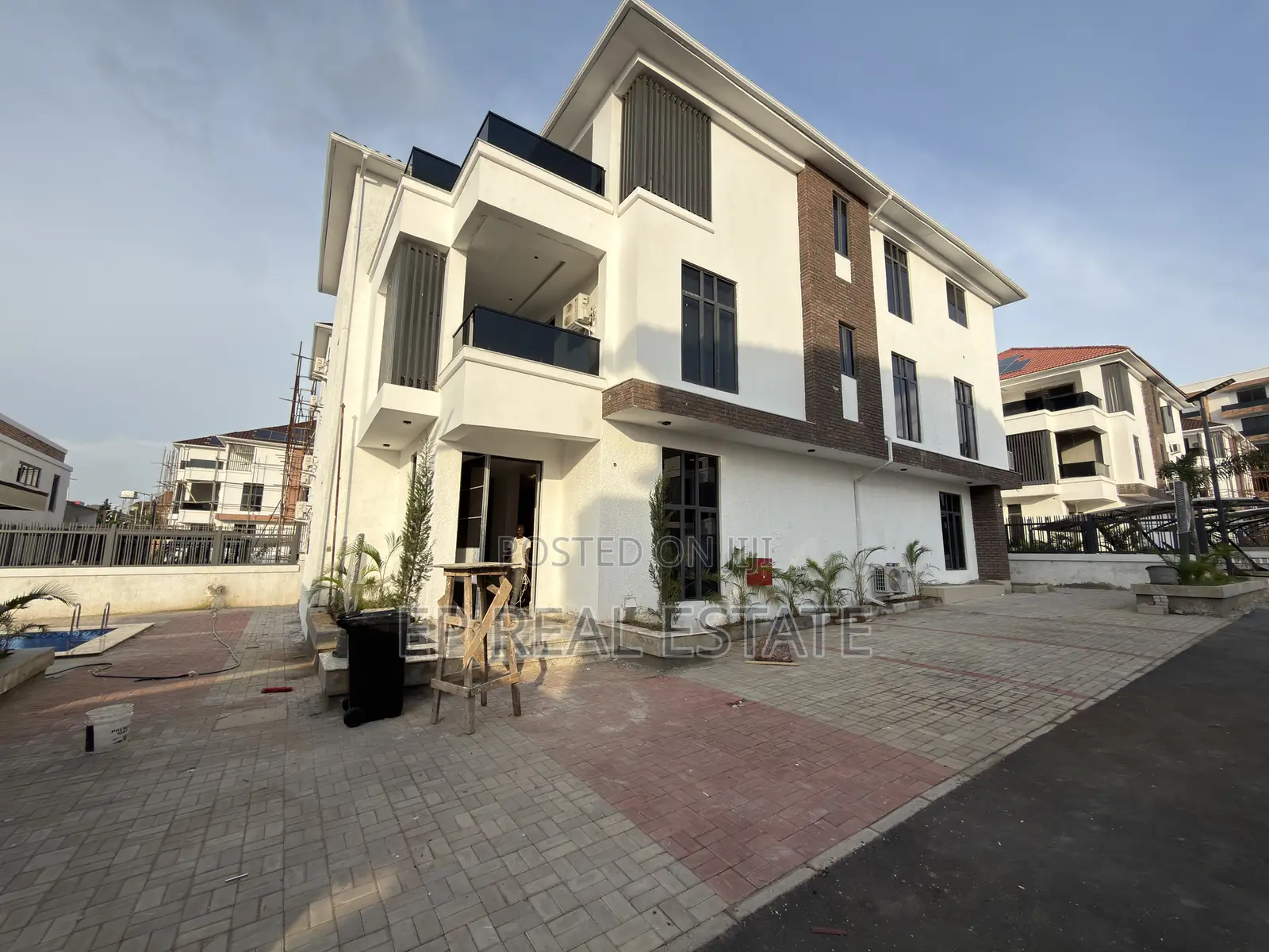 Furnished 5bdrm Duplex in Asokoro for sale