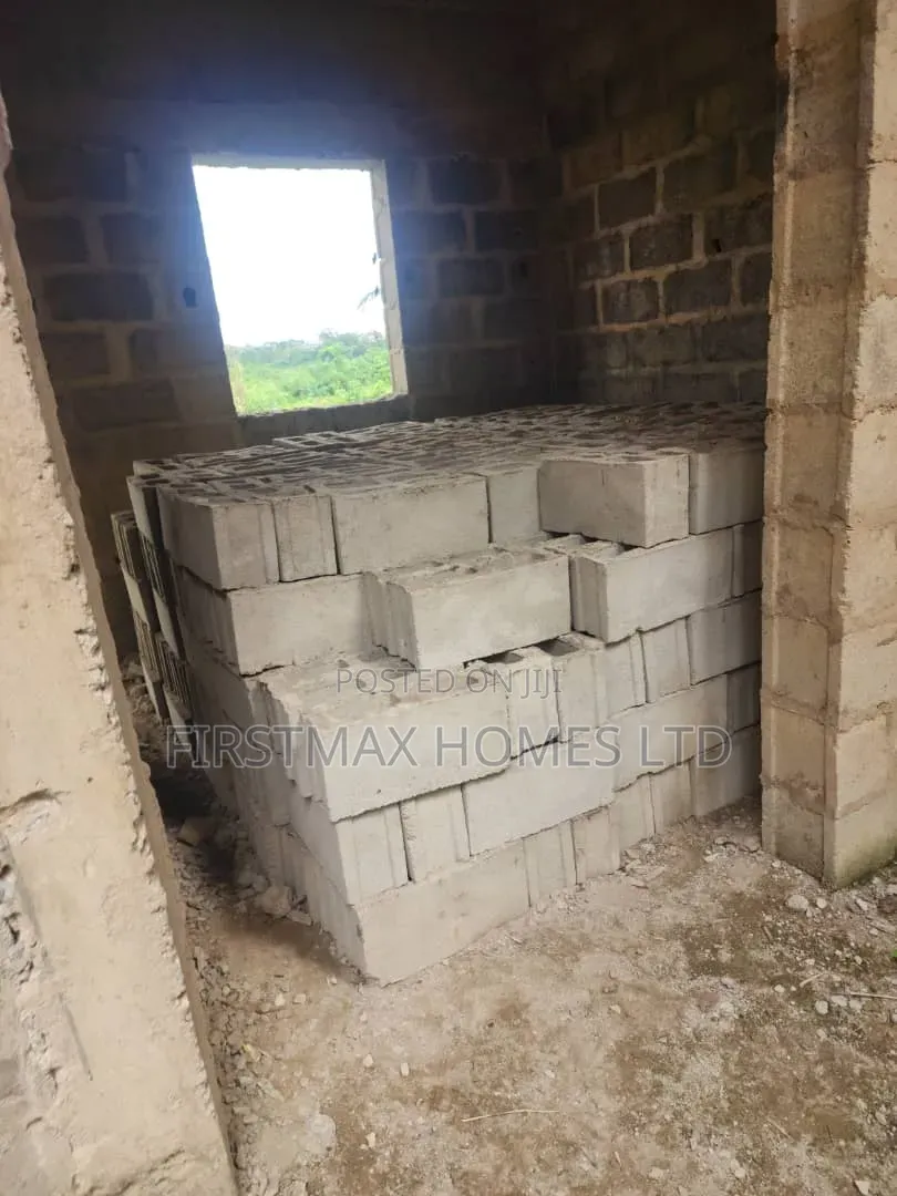 3bdrm Duplex in Wittington Estate, for sale