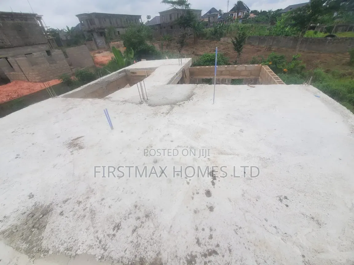 3bdrm Duplex in Wittington Estate, for sale