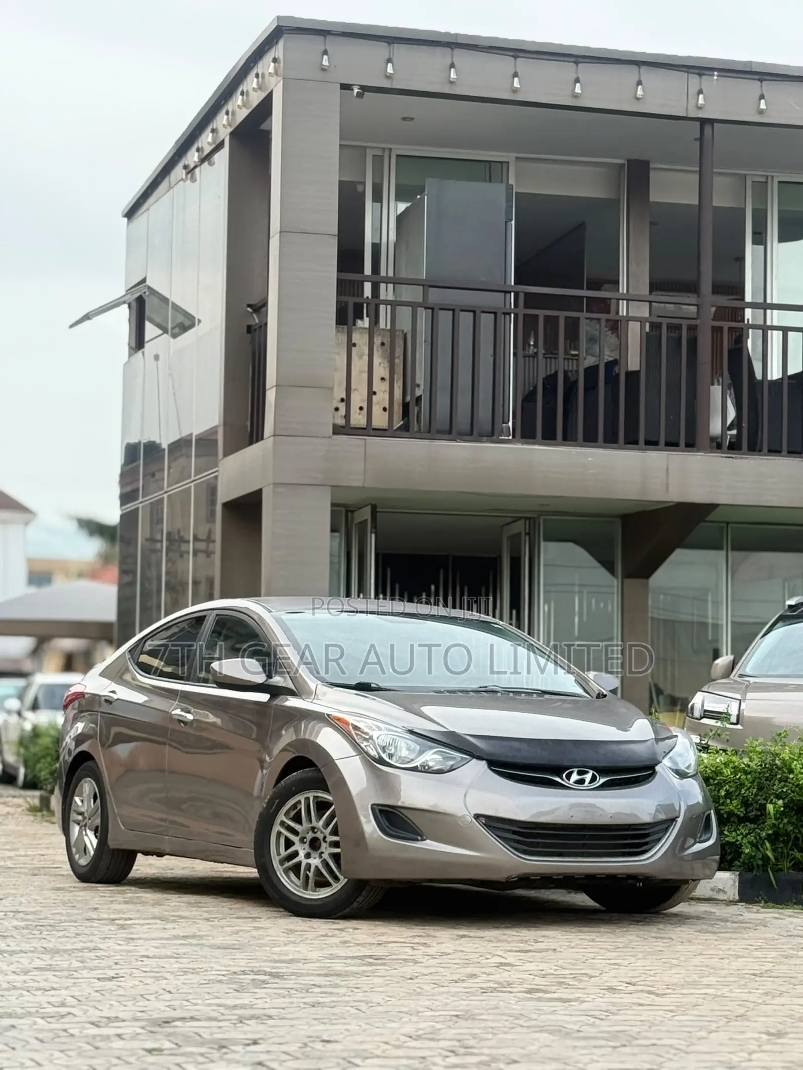 Hyundai Elantra GLS Automatic 2012 Brown