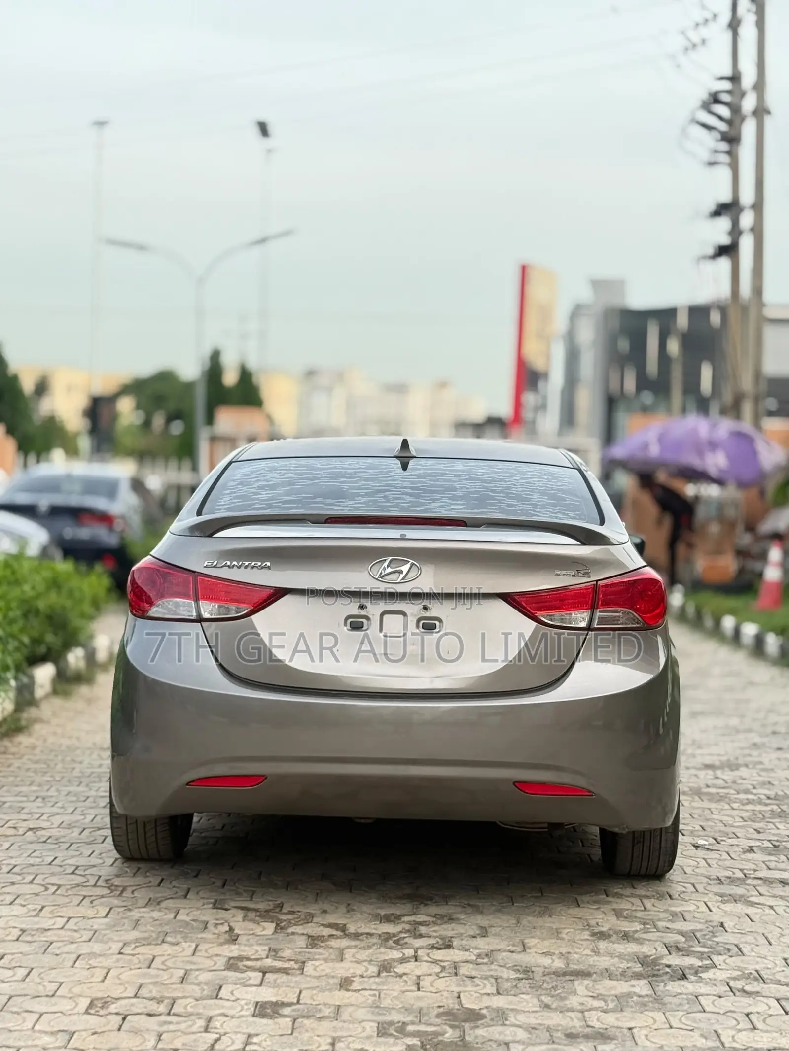 Hyundai Elantra GLS Automatic 2012 Brown