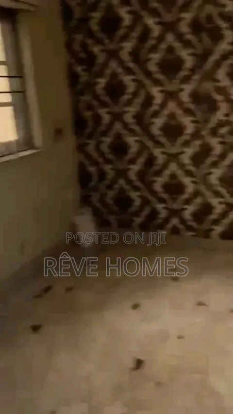 2bdrm Block of Flats in Oworonshoki / Gbagada for rent