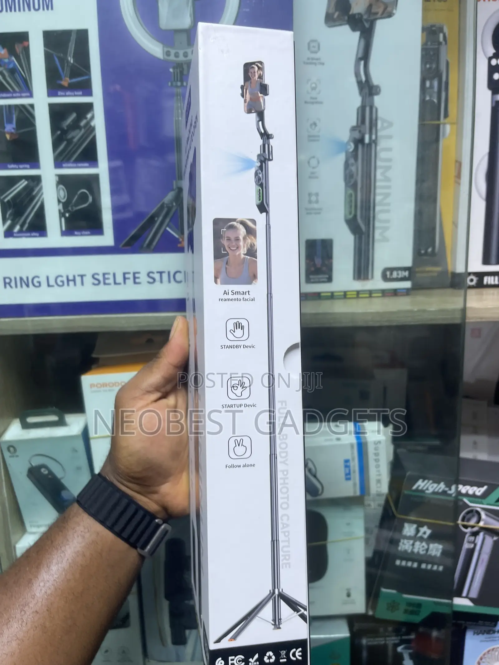 Brand New Q575TK AI Tracking Auto-Open Phone Holder