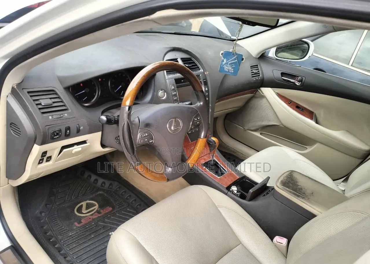Lexus ES 350 2010 White
