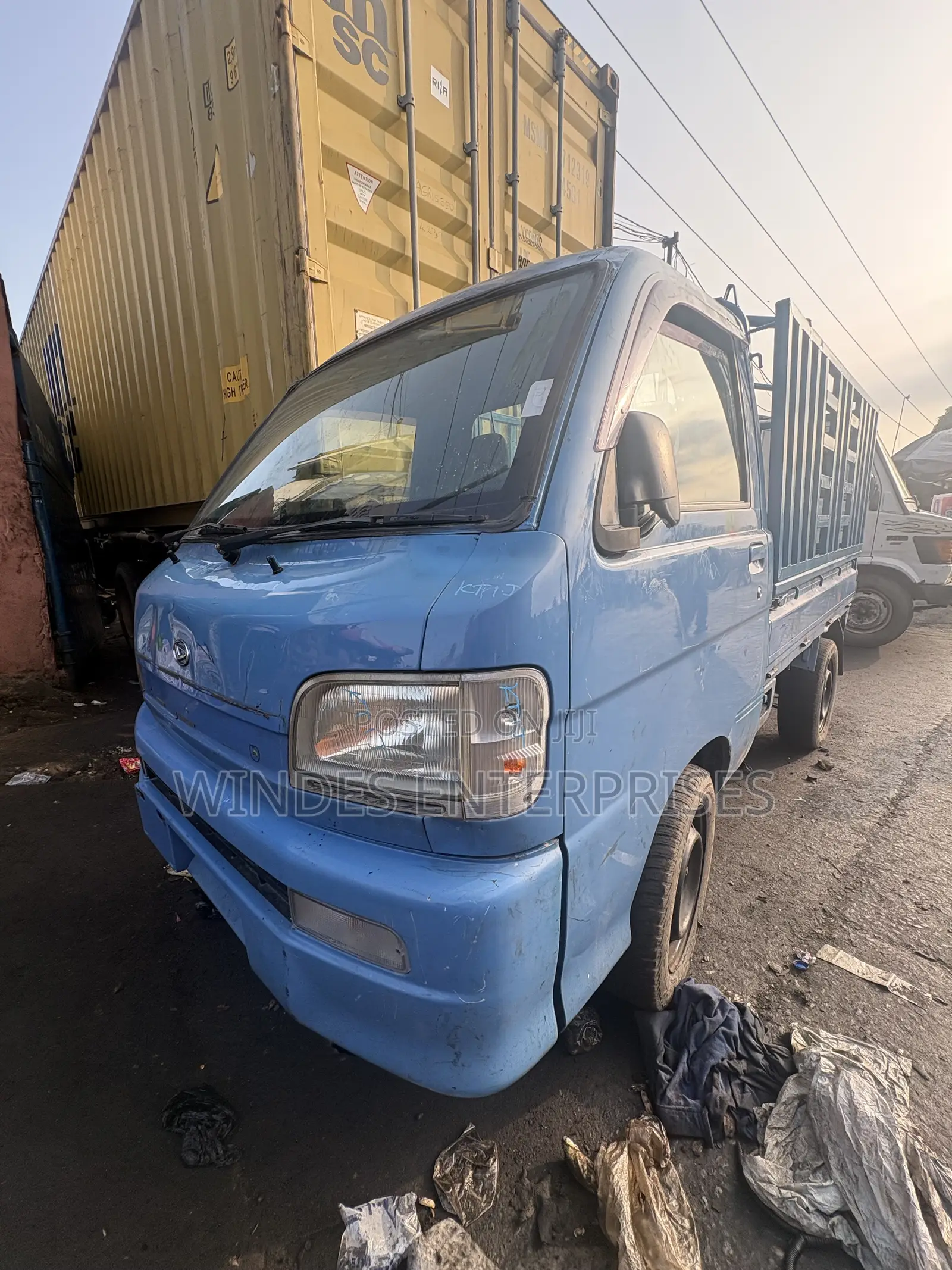 Daihatsu Hijet Mini Truck + Burglary