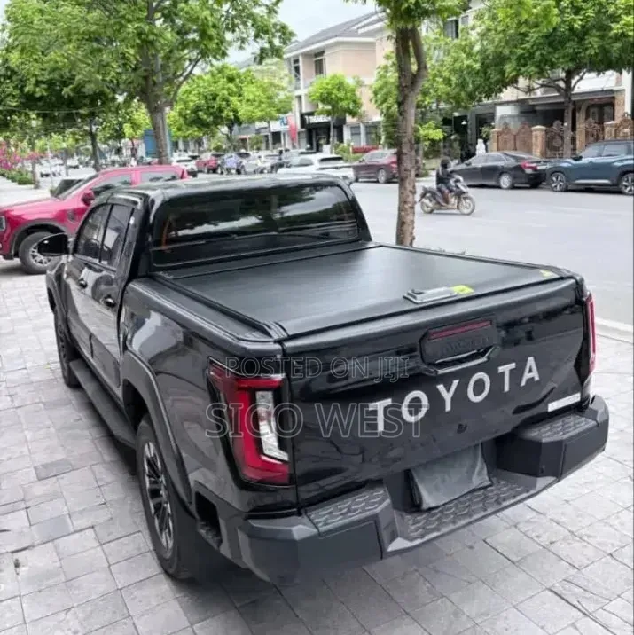 Booth Cover for Toyota Hilux 2025 Model