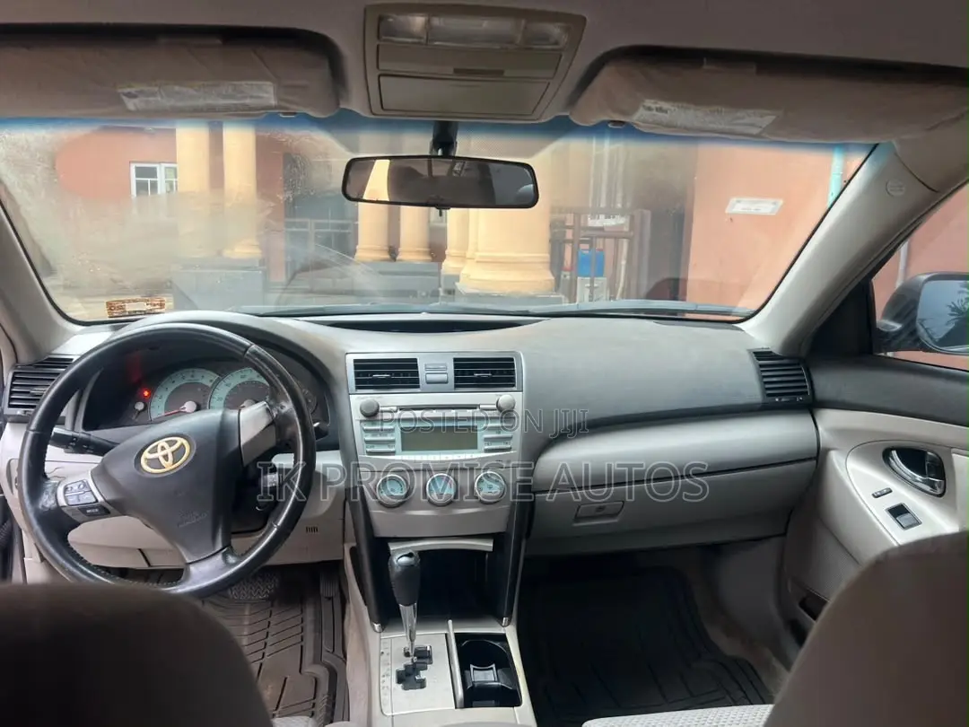 Toyota Camry 2008 Gray