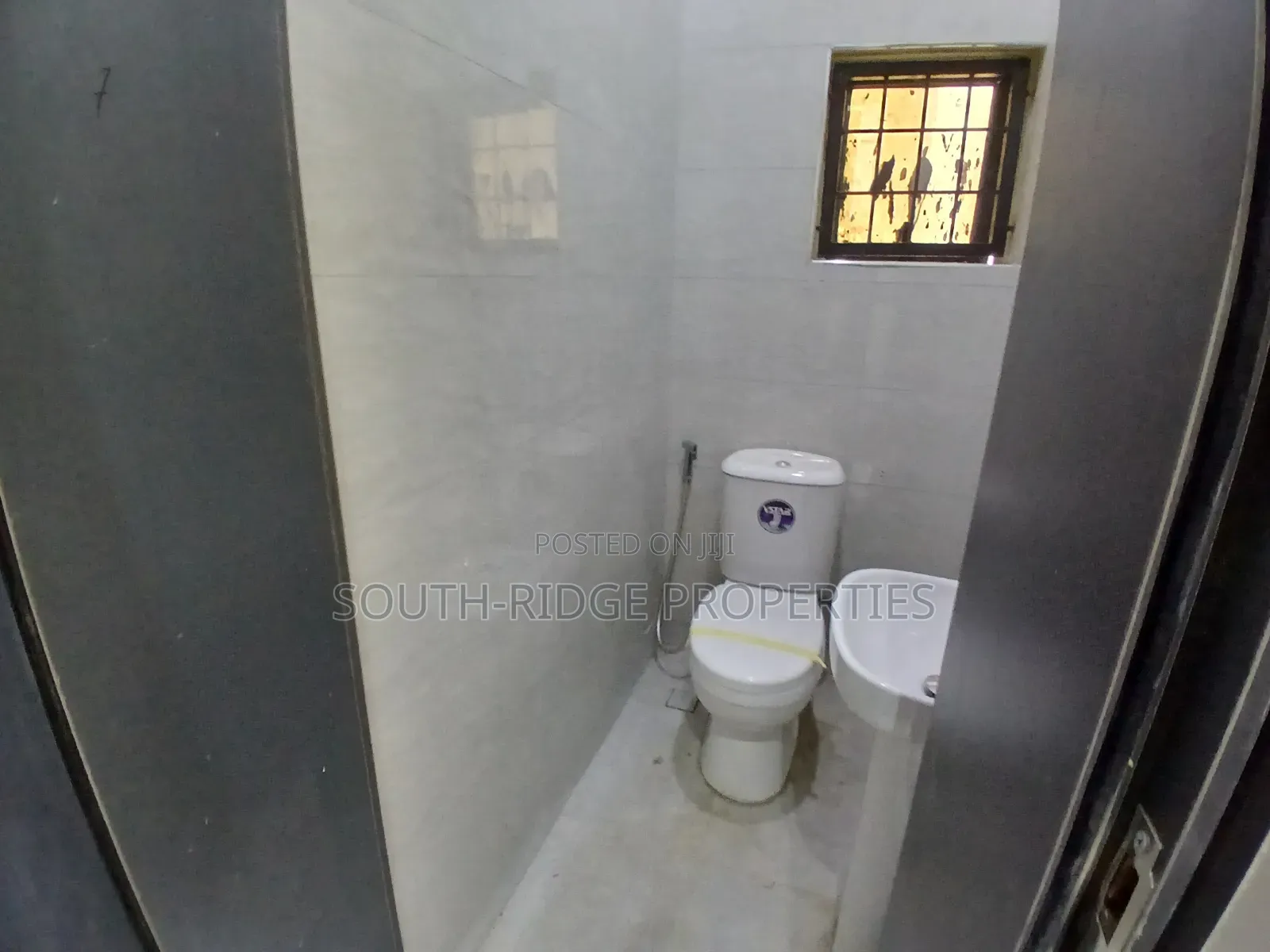 6bdrm Townhouse/Terrace in Wuye for sale