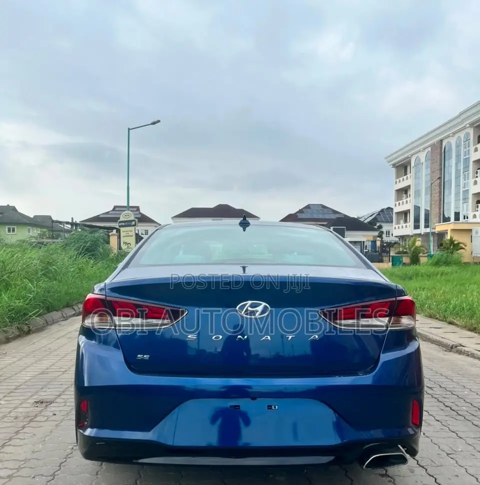 Hyundai Sonata SE 2019 Blue